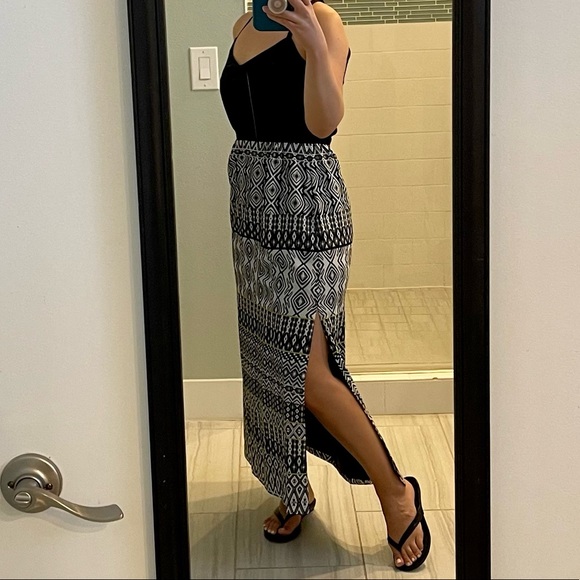 NWT. J.Crew Factory Maxi Dress. Size 0P. - Picture 7 of 8